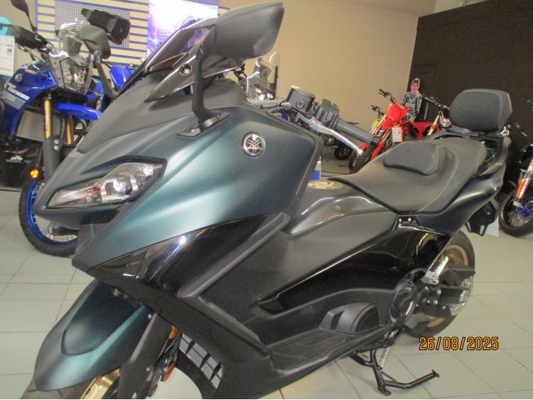 YAMAHA XP T-MAX 560 TECH MAX