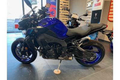 YAMAHA MT-10