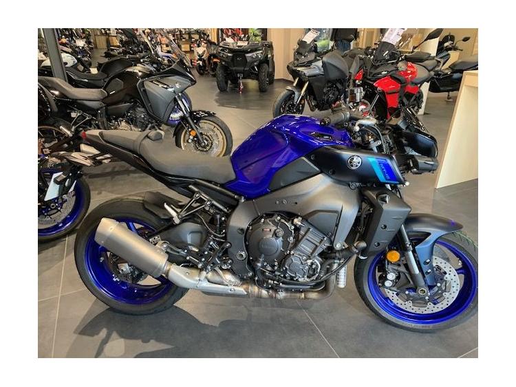 YAMAHA MT-10