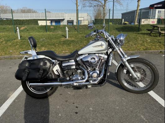 HARLEY-DAVIDSON DYNA SUPER GLIDE 1584 CUSTOM