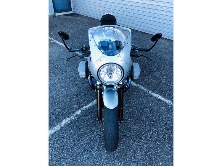BMW R NineT RACER