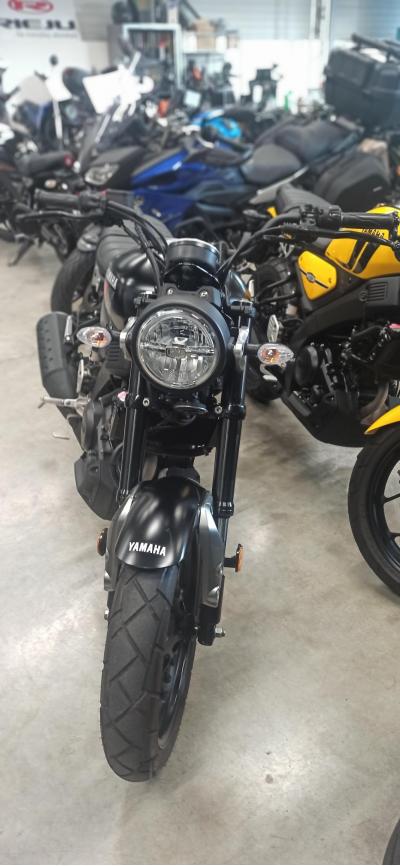YAMAHA XSR 125