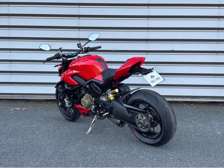 DUCATI STREETFIGHTER V4