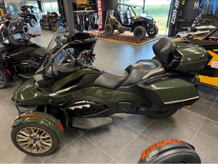 Spyder RT limited SEE TO SKY/ FINANCEMENT LOA,CREDIT CLASSIQUE / Garantie/ Reprise Possible