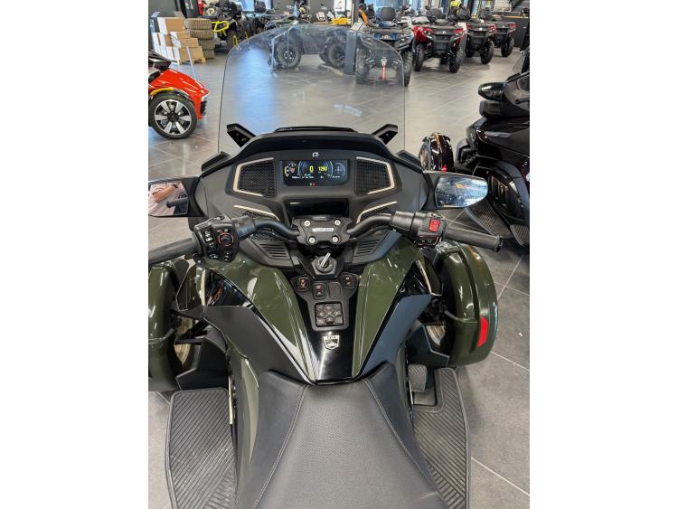 Spyder RT limited SEE TO SKY/ FINANCEMENT LOA,CREDIT CLASSIQUE / Garantie/ Reprise Possible