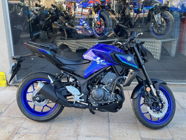 YAMAHA MT-03
