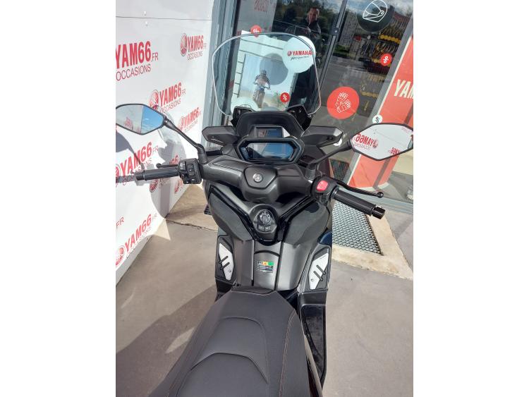 YAMAHA XMAX 300 Tech Max