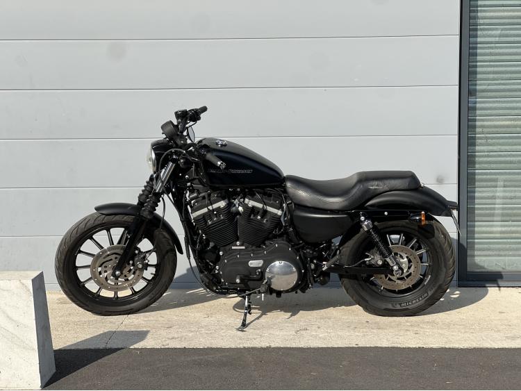 HARLEY-DAVIDSON XL 883 SPORTSTER IRON