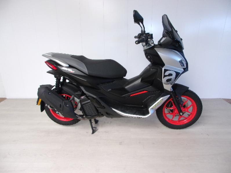 APRILIA SR 125 GT