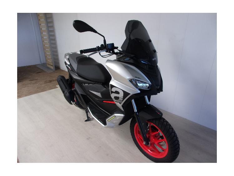 APRILIA SR 125 GT