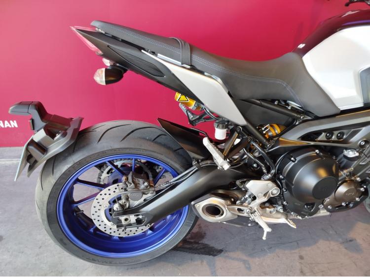 YAMAHA MT-09 SP + EQUIPEMENTS