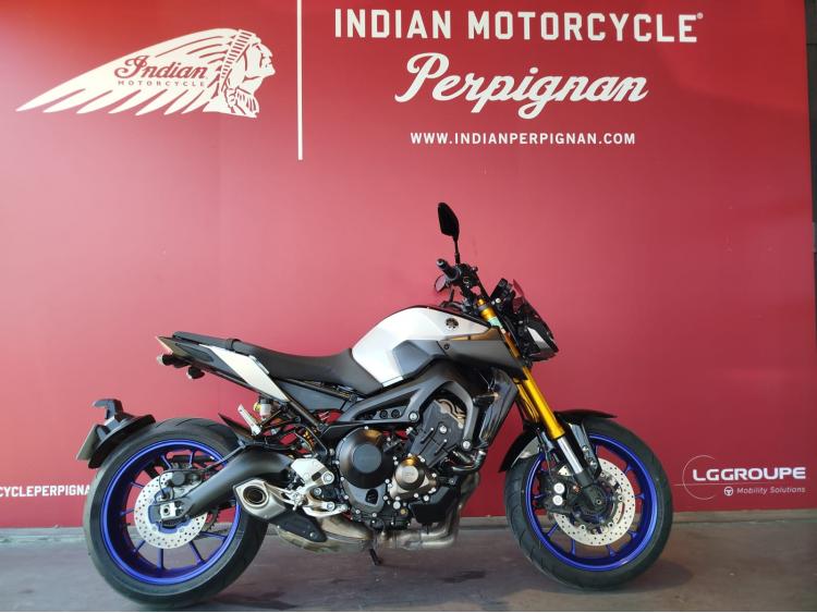 YAMAHA MT-09 SP + EQUIPEMENTS