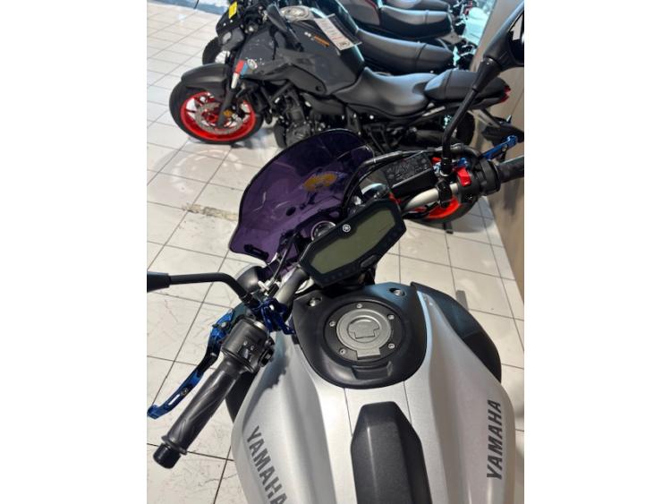 YAMAHA MT-07 (47.5CV)