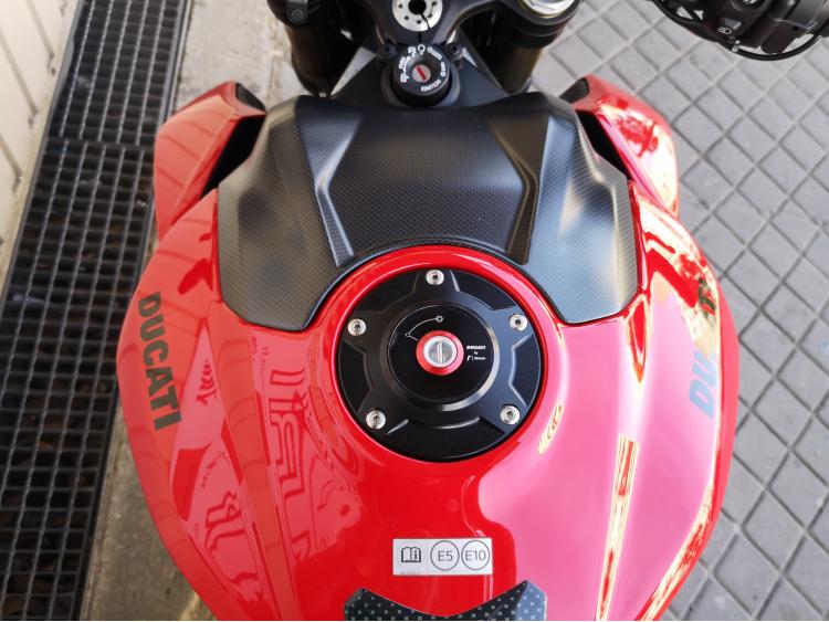 DUCATI STREETFIGHTER V2 A2 