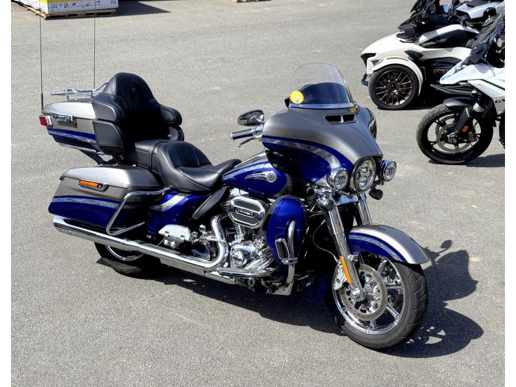 HARLEY-DAVIDSON TOURING ELECTRA GLIDE 1800 ULTRA LIMITED CVO