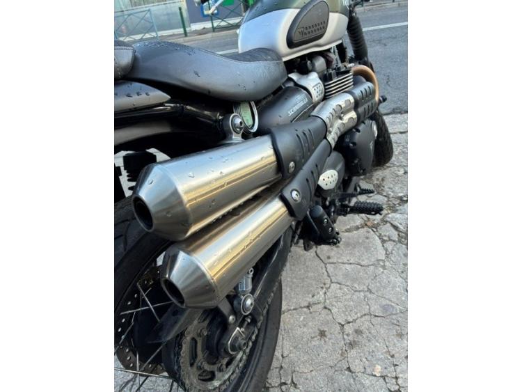TRIUMPH STREET SCRAMBLER  900