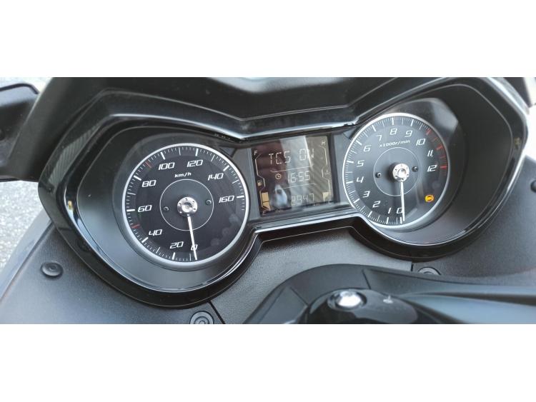 YAMAHA XMAX 125 TECH MAX