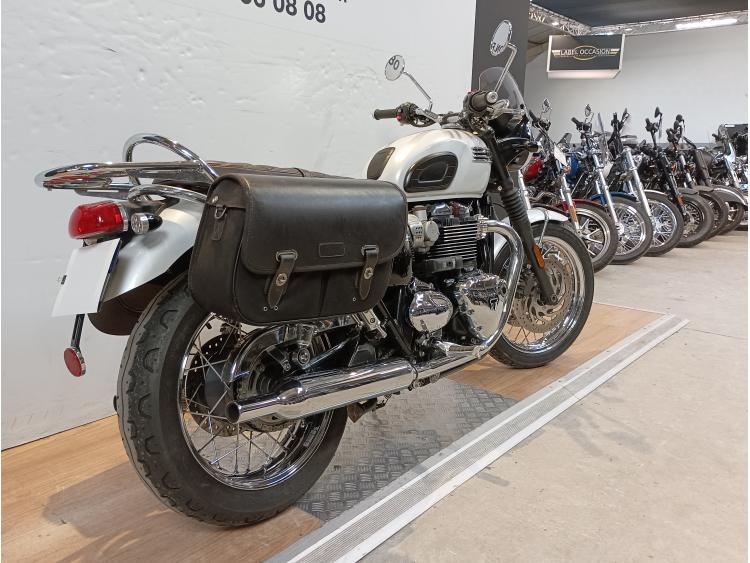 TRIUMPH BONNEVILLE T120 DIAMOND