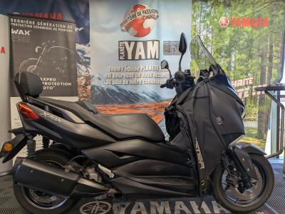 YAMAHA XMAX 300