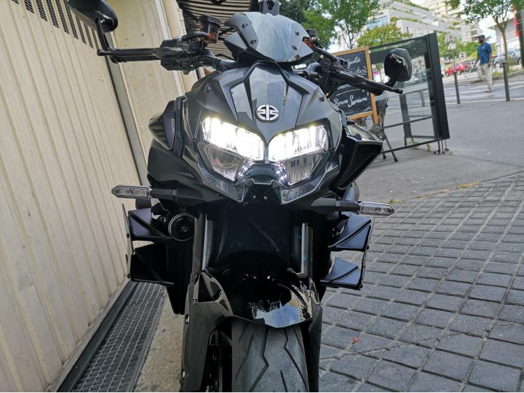 KAWASAKI Z H2 FULL BLACK 