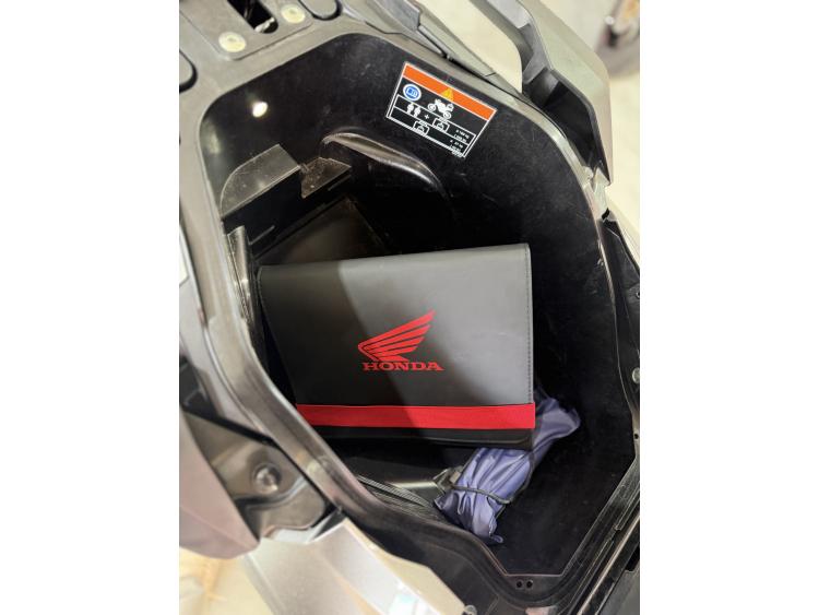 HONDA FORZA 750