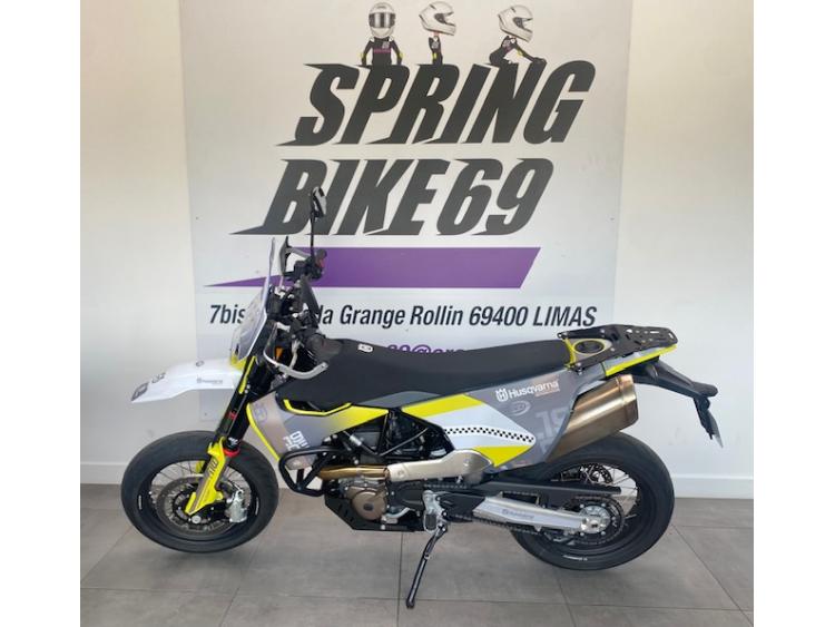 HUSQVARNA 701 SUPERMOTO