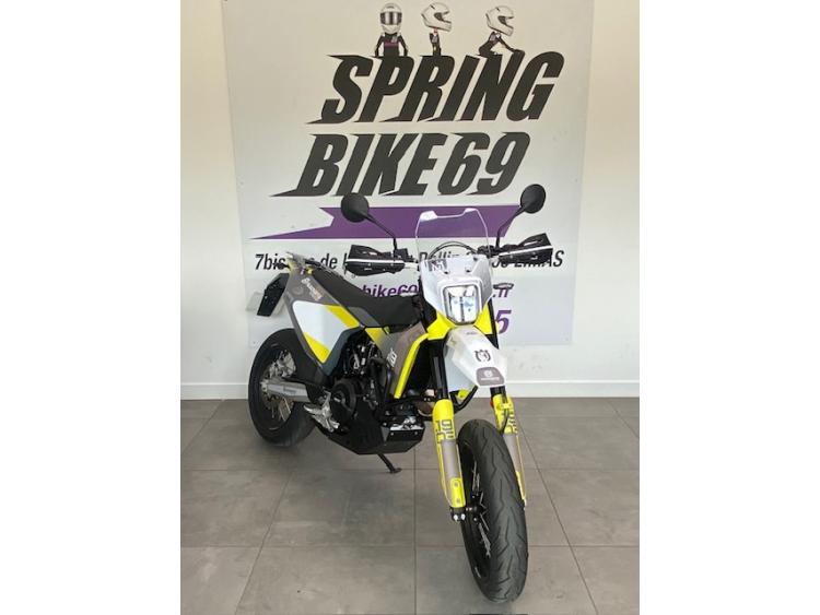 HUSQVARNA 701 SUPERMOTO