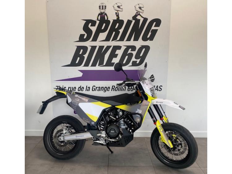 HUSQVARNA 701 SUPERMOTO