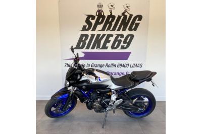 YAMAHA MT-07