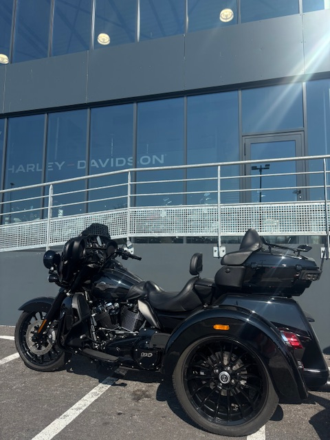 HARLEY-DAVIDSON TRIKE TRI GLIDE 1868 ULTRA