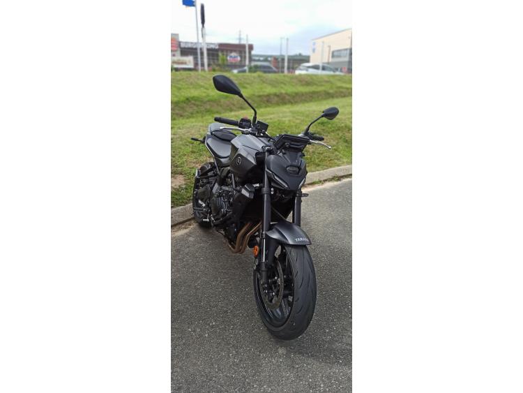 YAMAHA MT-07