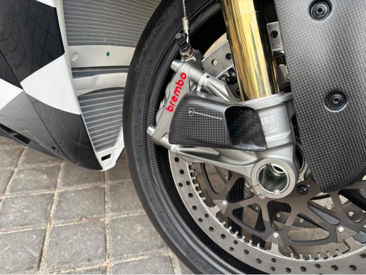 DUCATI PANIGALE V4 TRICOLORE SERIE NUMEROTEE 