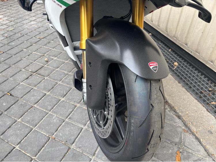 DUCATI PANIGALE V4 TRICOLORE SERIE NUMEROTEE 