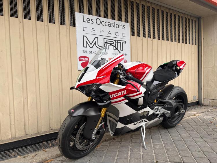 DUCATI PANIGALE V4 TRICOLORE SERIE NUMEROTEE 