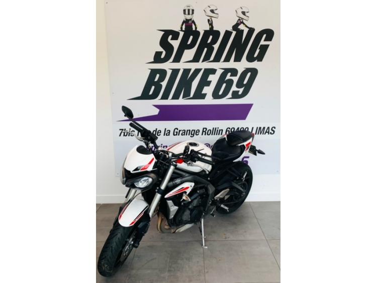 TRIUMPH STREET TRIPLE 660 S