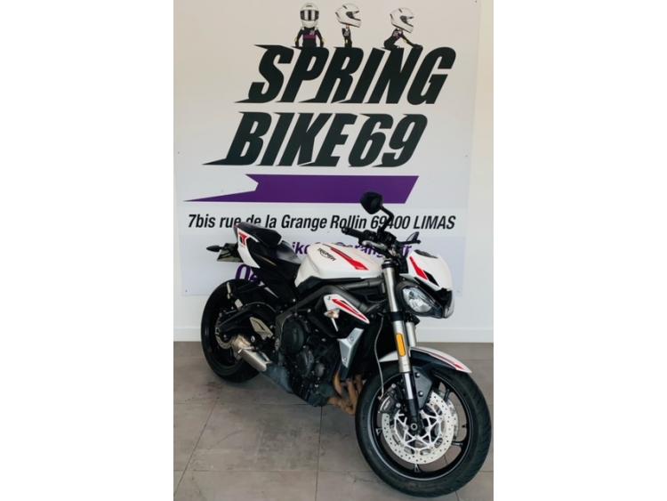 TRIUMPH STREET TRIPLE 660 S