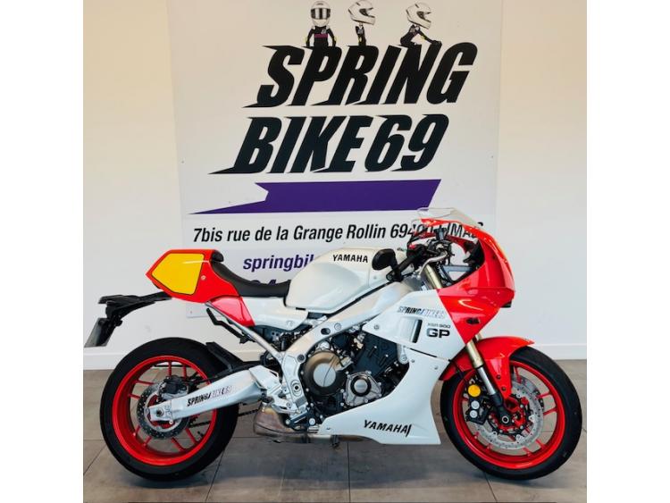 YAMAHA XSR 900 GP