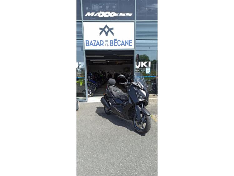 YAMAHA XMAX 300 Tech Max