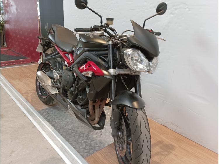 TRIUMPH 675 STREET TRIPLE R