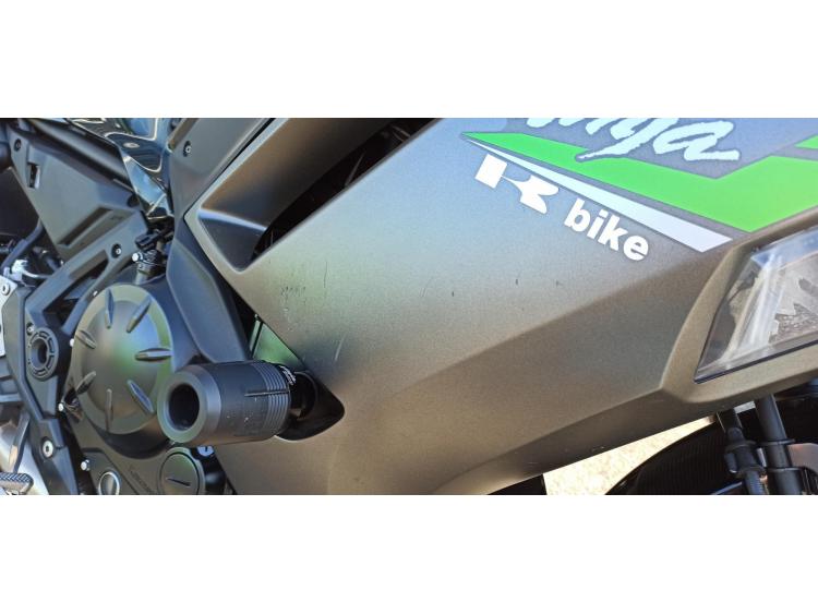 KAWASAKI NINJA 650