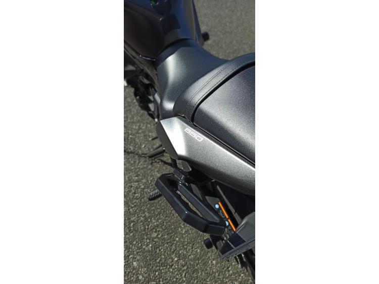 KAWASAKI NINJA 650
