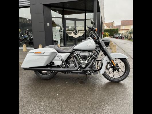 HARLEY-DAVIDSON TOURING ROAD KING 1745 SPECIAL