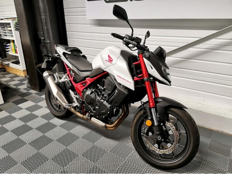 HONDA CB 750 HORNET - Eligible A2 - Garantie 08/2028