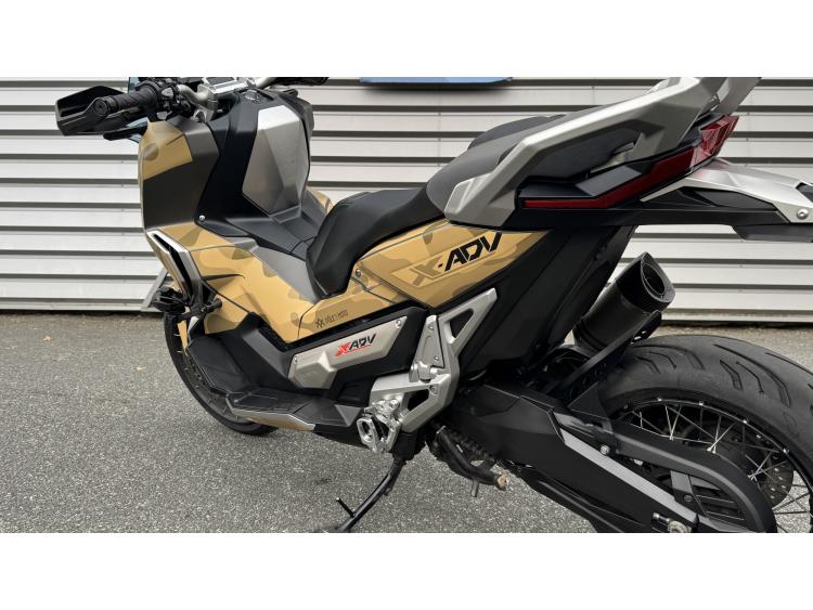 HONDA X-ADV 750