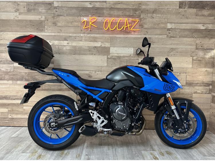 SUZUKI GSX-8S