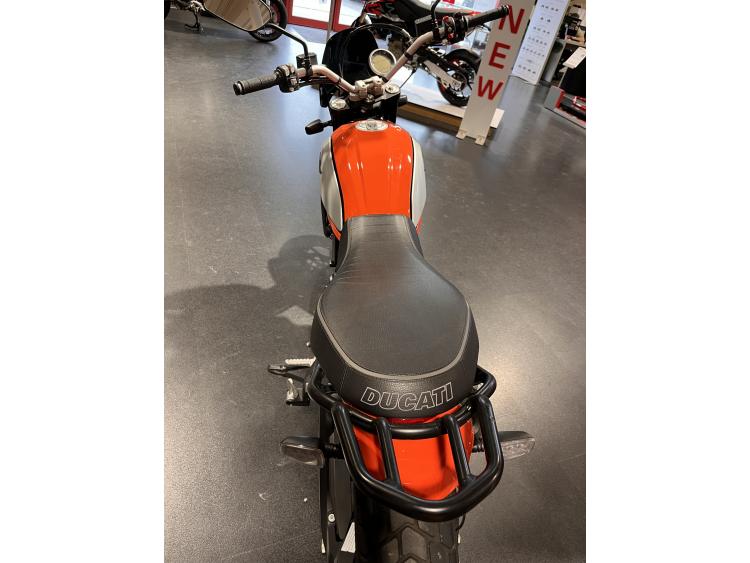 DUCATI SCRAMBLER ICON