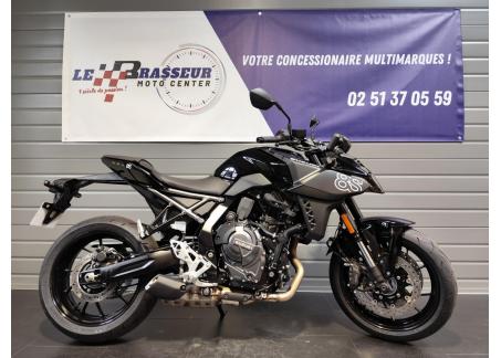 SUZUKI GSX-8S FULL