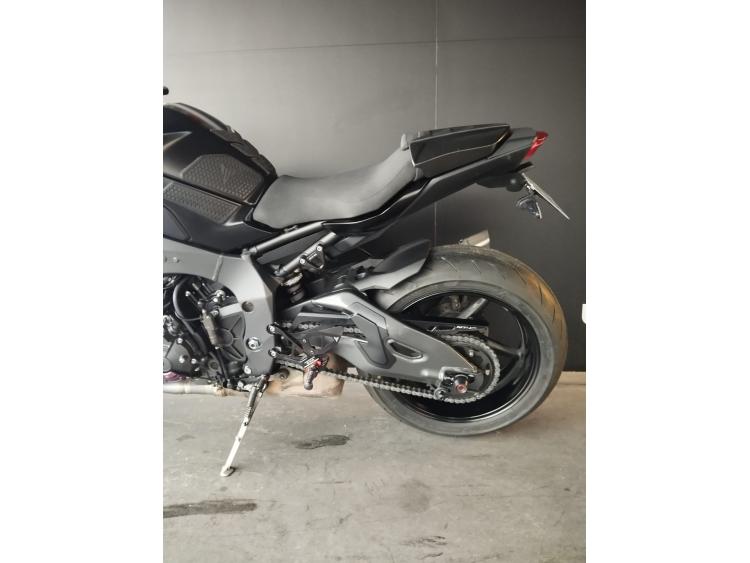 YAMAHA MT-10 + EQUIPEMENTS