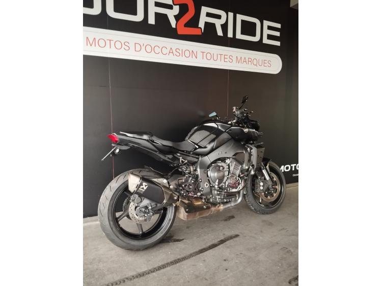 YAMAHA MT-10 + EQUIPEMENTS