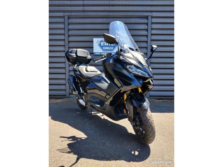 YAMAHA XP T-MAX 560 TECH MAX